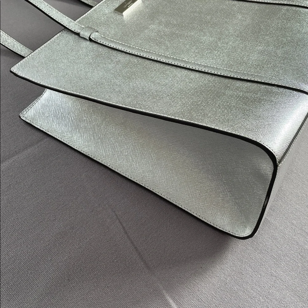 Kate Spade Kenzie Silver Metallic Purse & Wallet - Picture 5 of 16